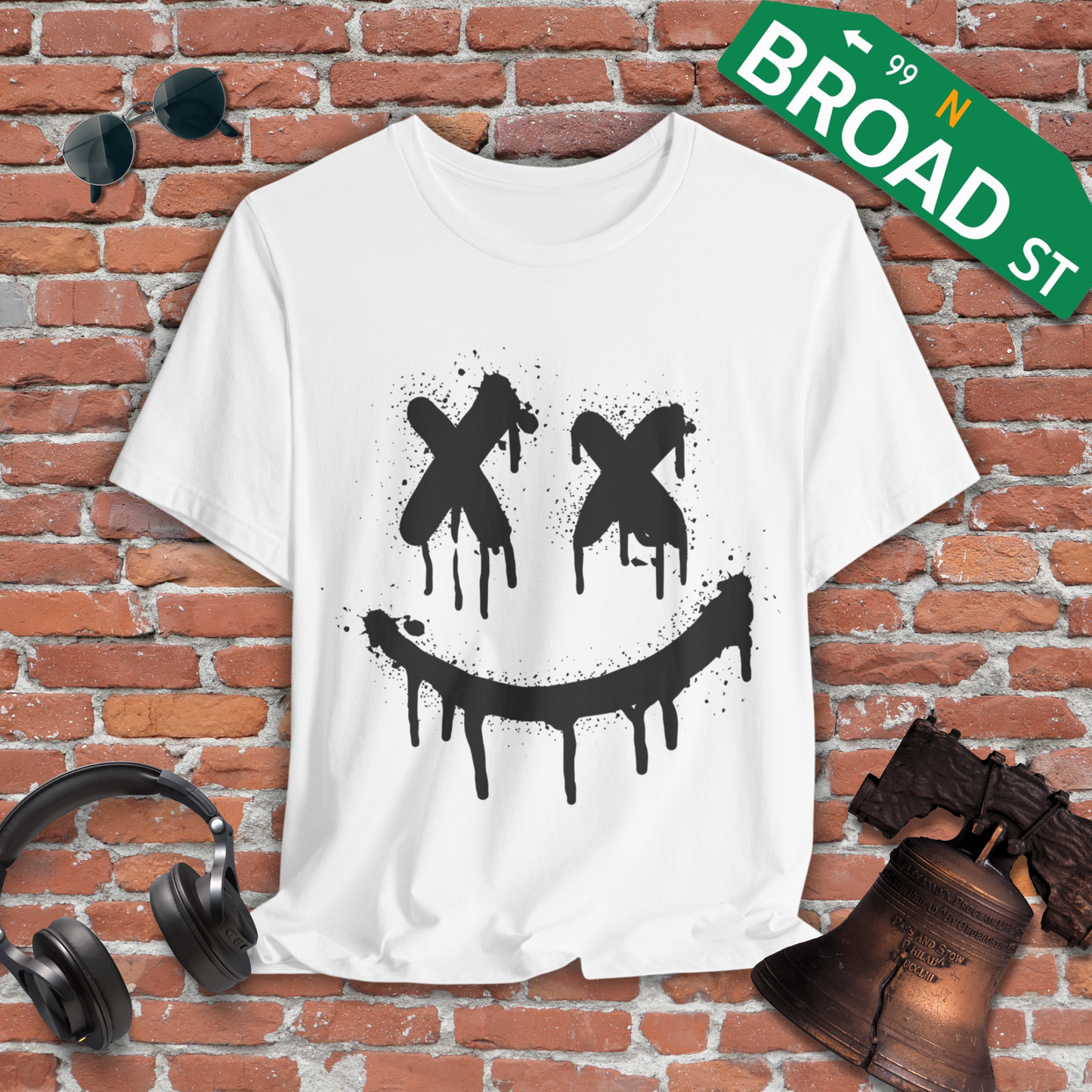 X Eyes - Black Tee