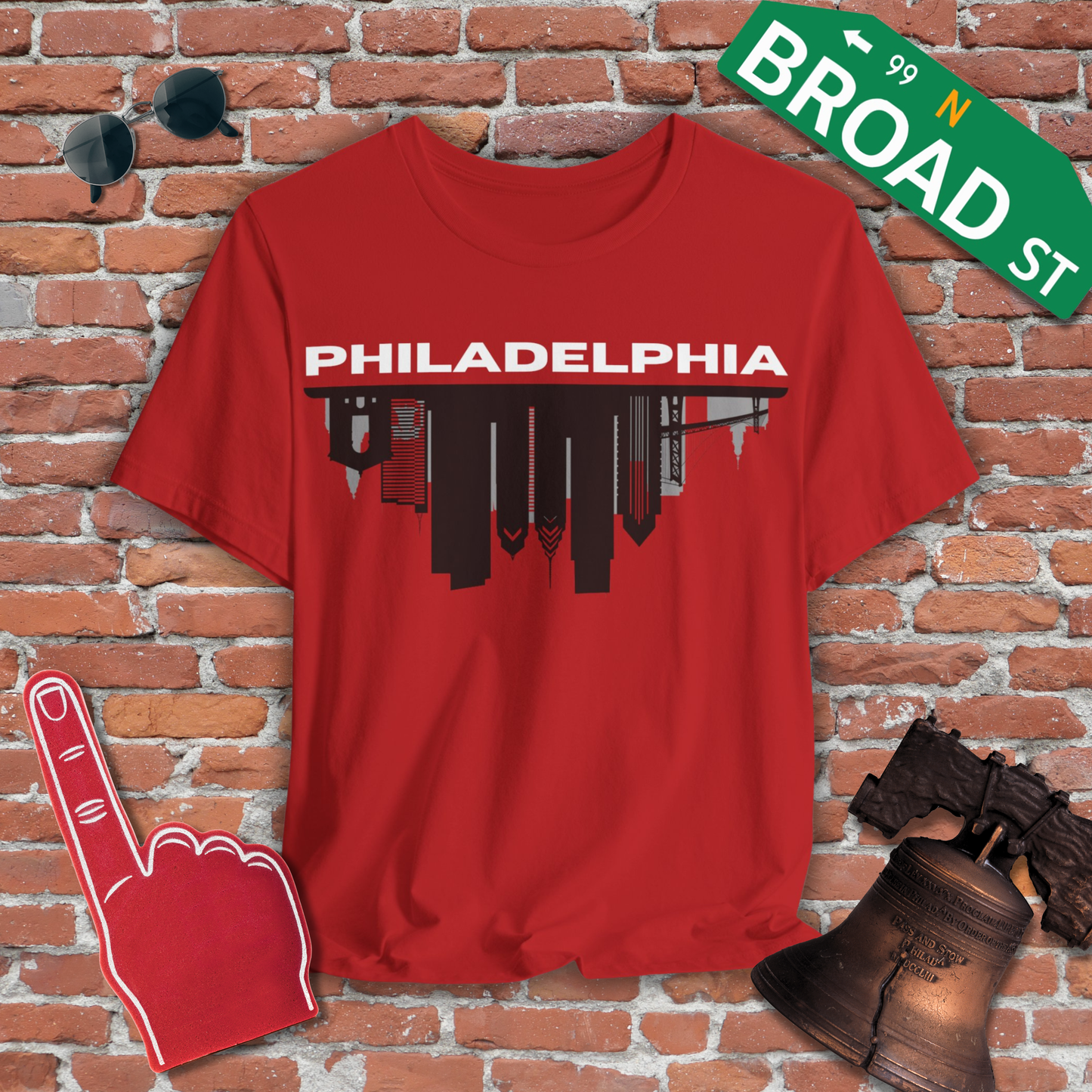 Philadelphia Flipped Skyline - Black Tee