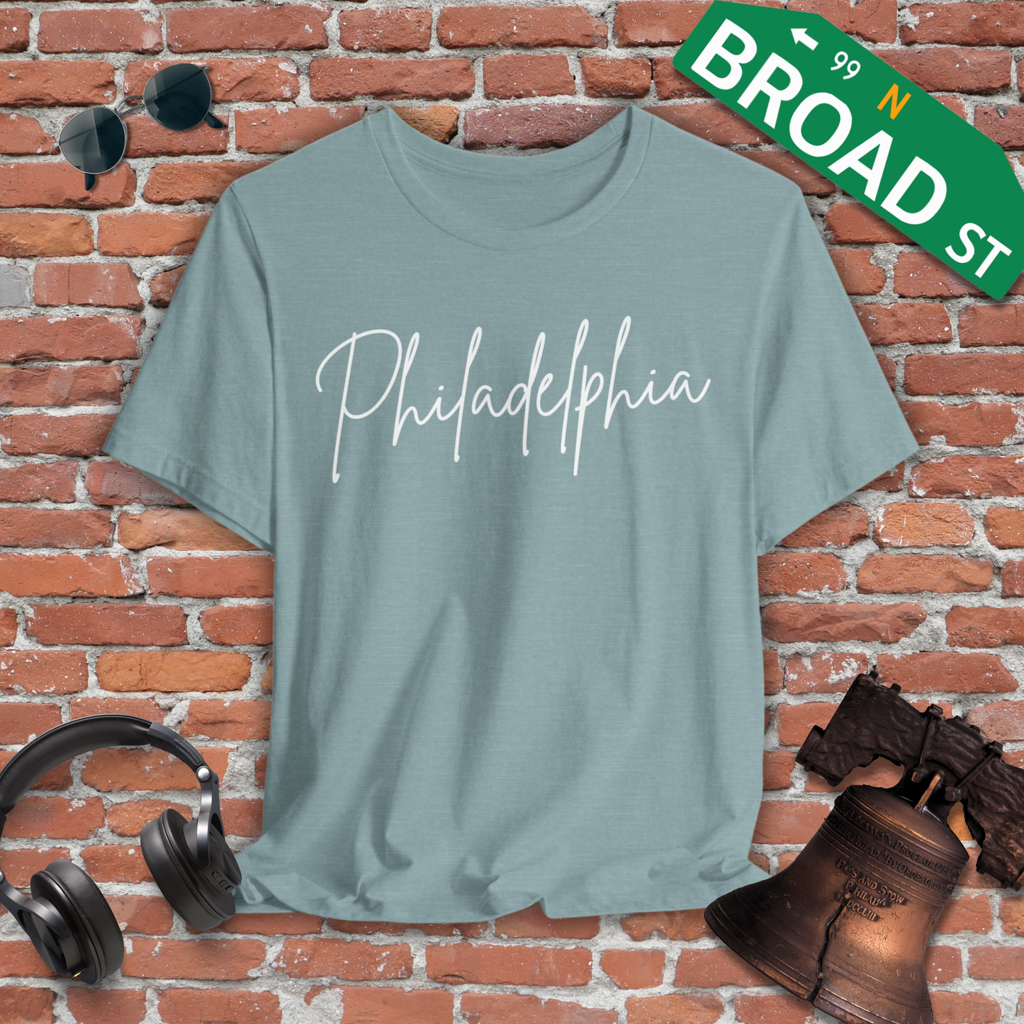 Philadelphia Script - White Heather Tee
