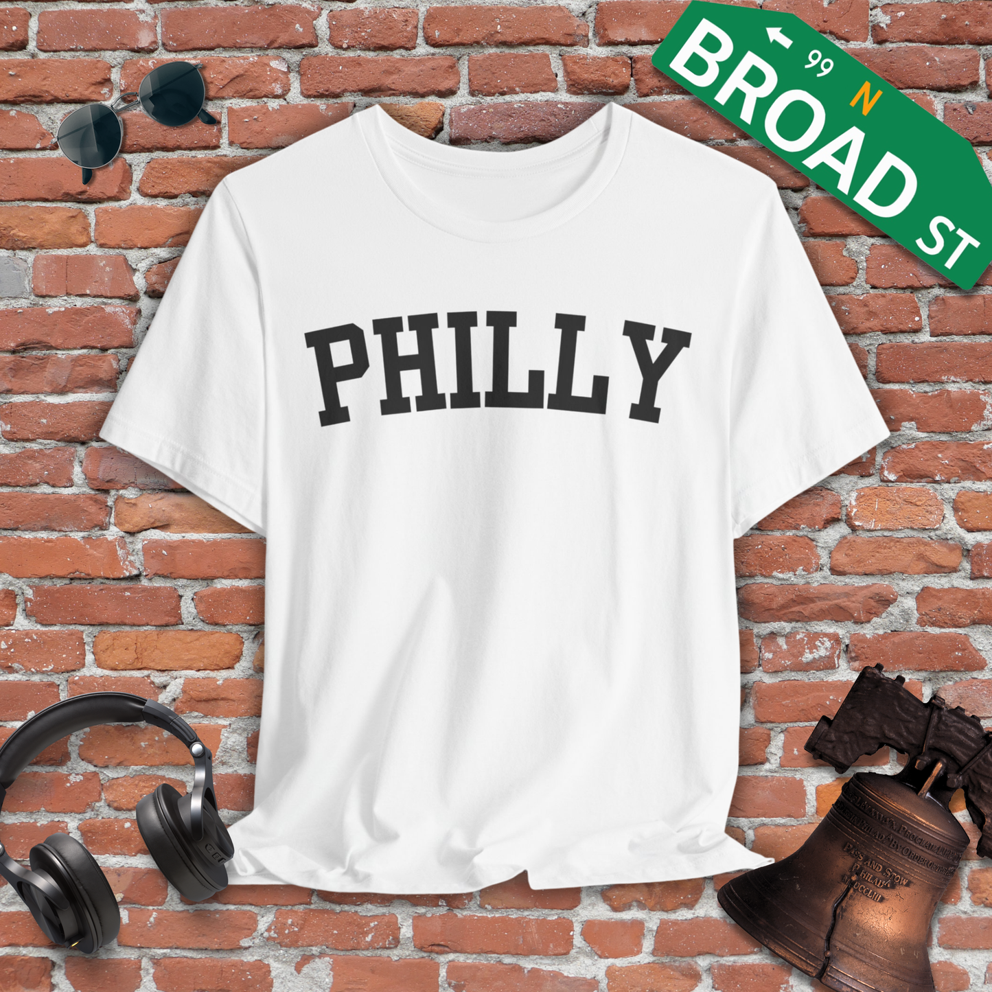 Classic Philly - Black Curved Tee